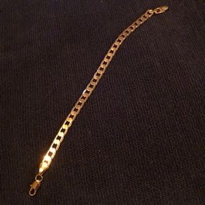 Described on purchase as Gold Bracelet